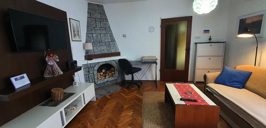 Apartman Ksenija Джяково Экстерьер фото