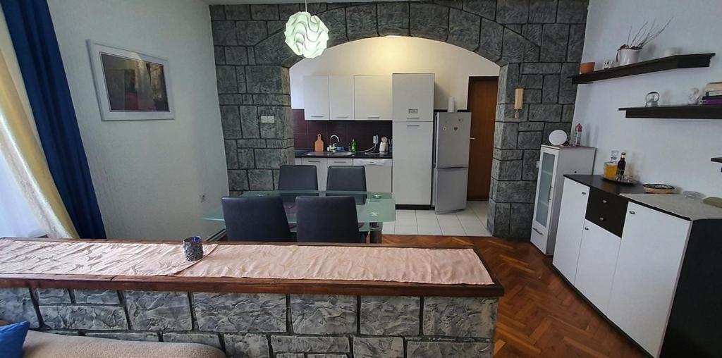 Apartman Ksenija Джяково Экстерьер фото